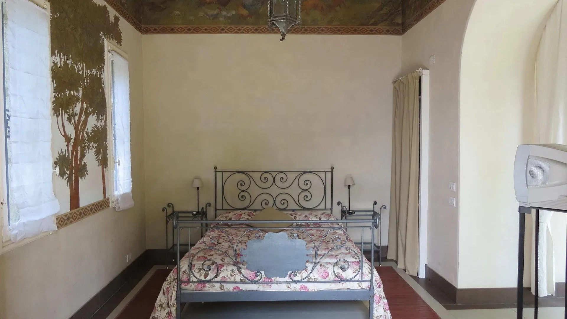 Il Parco E Gli Affreschi Apartment Varese